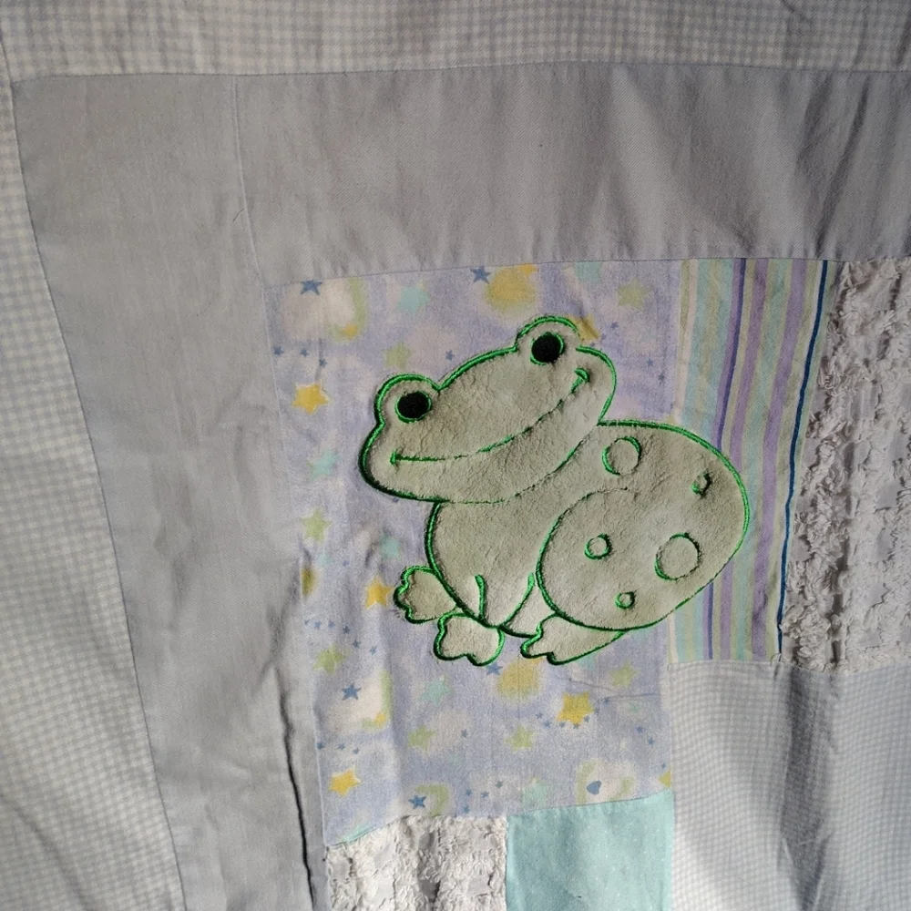 Unfinished Baby Quilt Top Patchwork Embroidered Frog Graphic 38